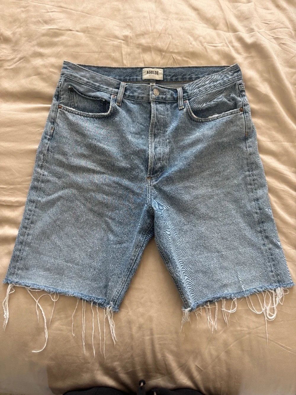 Agolde 90s Long Denim Shorts Raw Hem Size 31